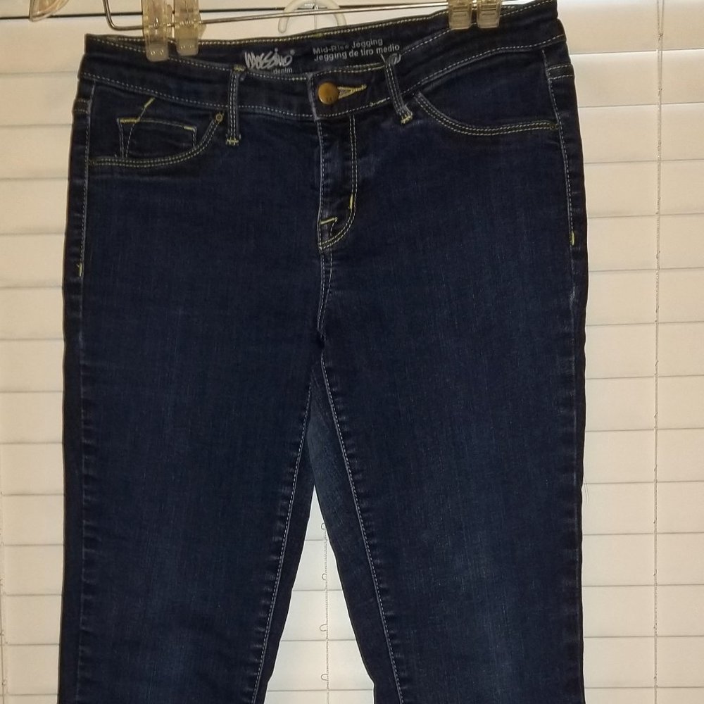Mossimo women's dark blue jeans sz 6/28S